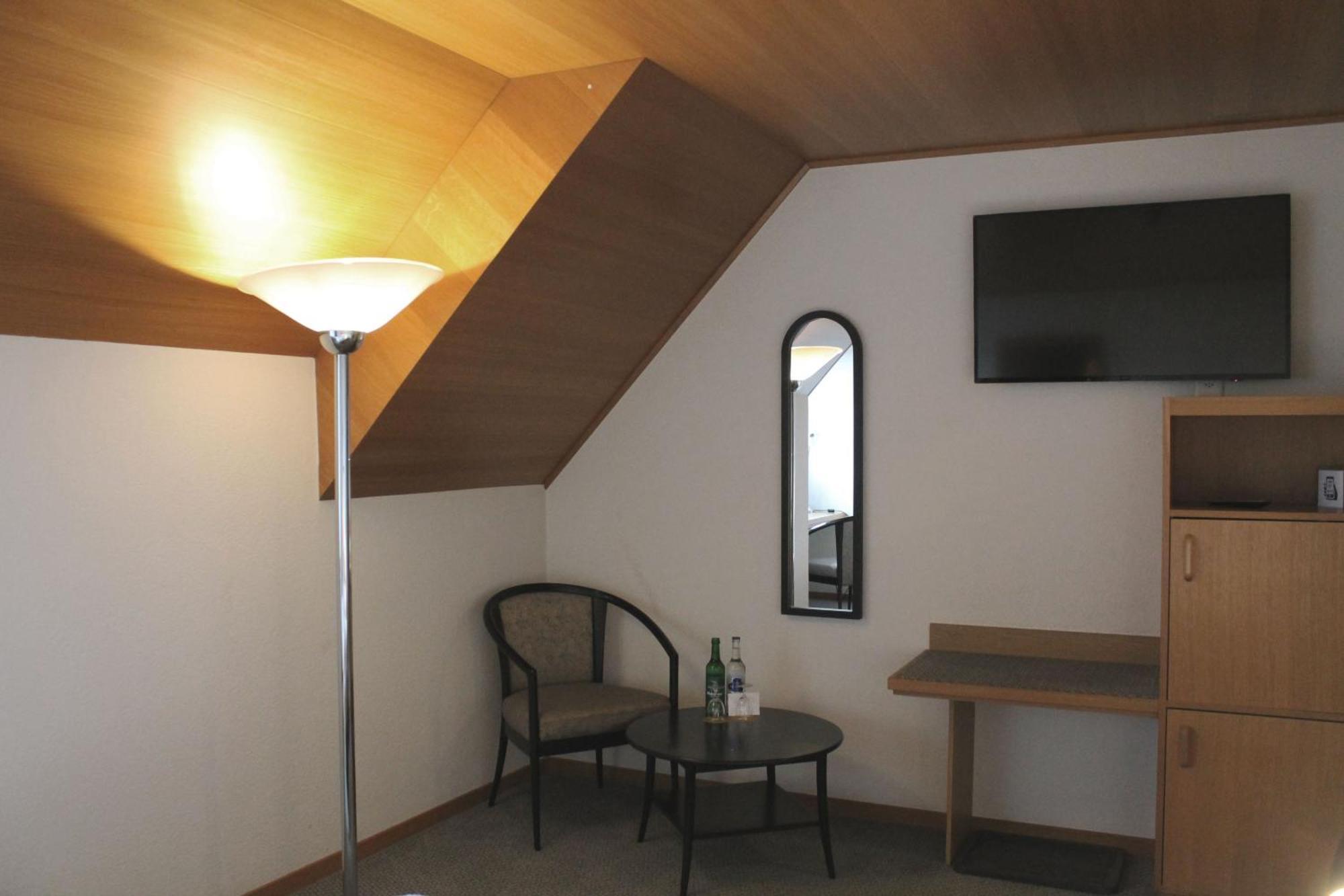 Hotel Restaurant Krone Aarberg المظهر الخارجي الصورة