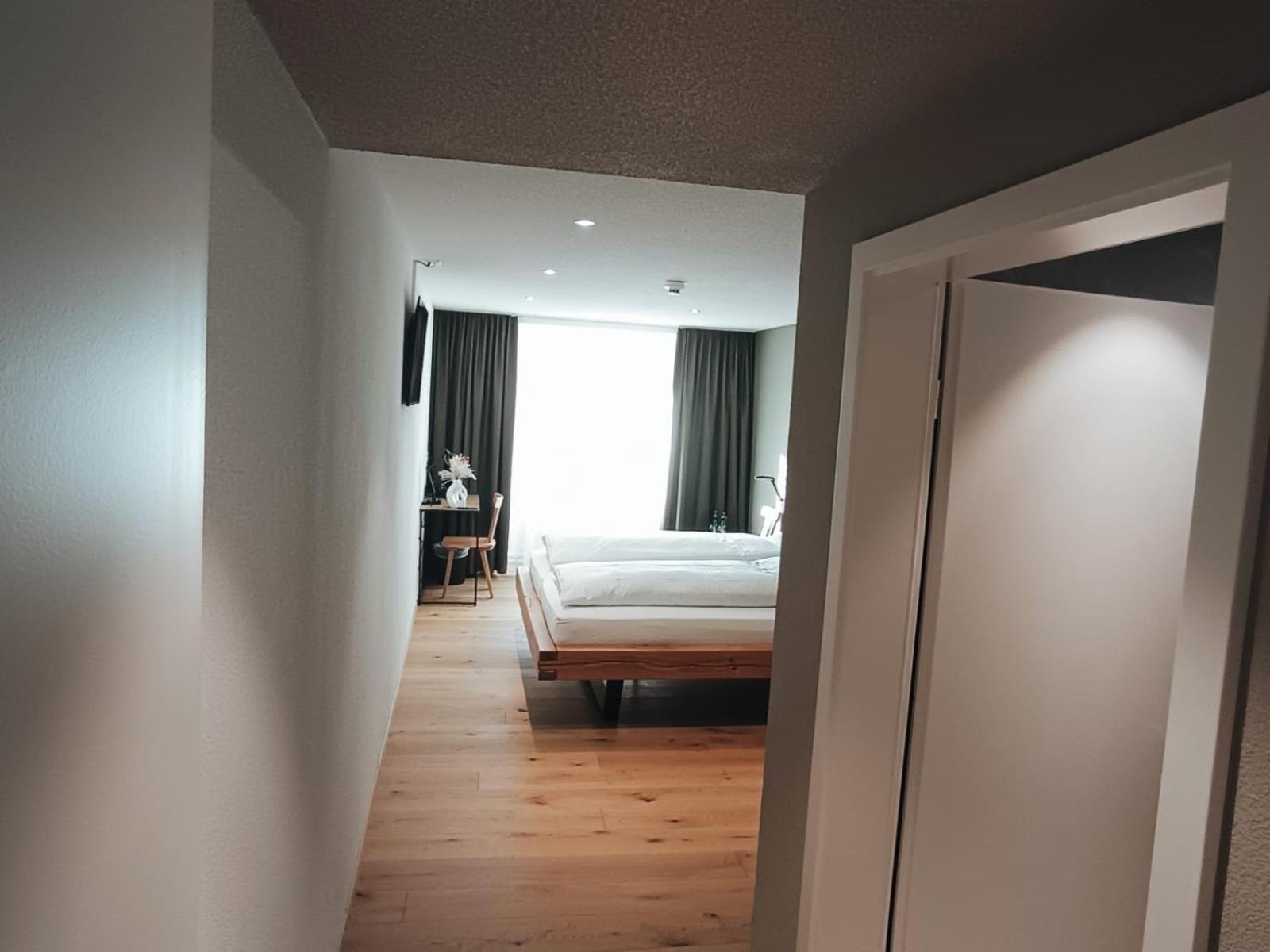 Hotel Restaurant Krone Aarberg المظهر الخارجي الصورة