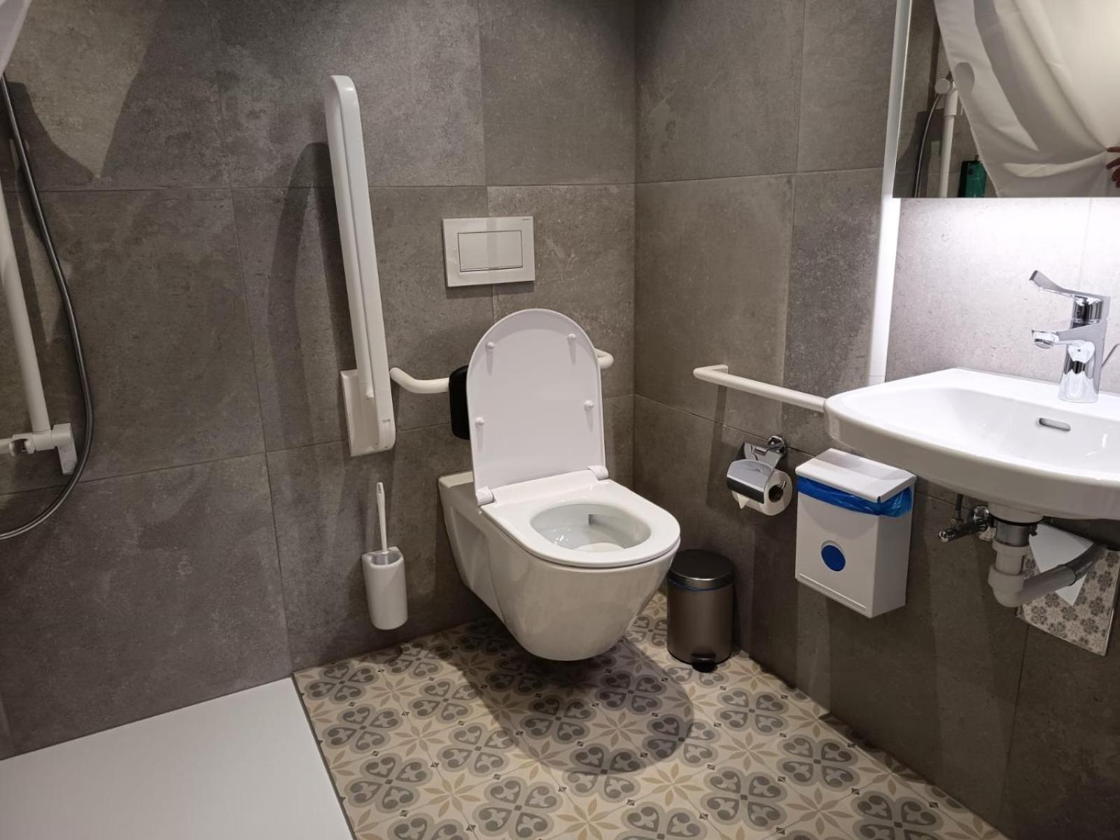 Hotel Restaurant Krone Aarberg المظهر الخارجي الصورة
