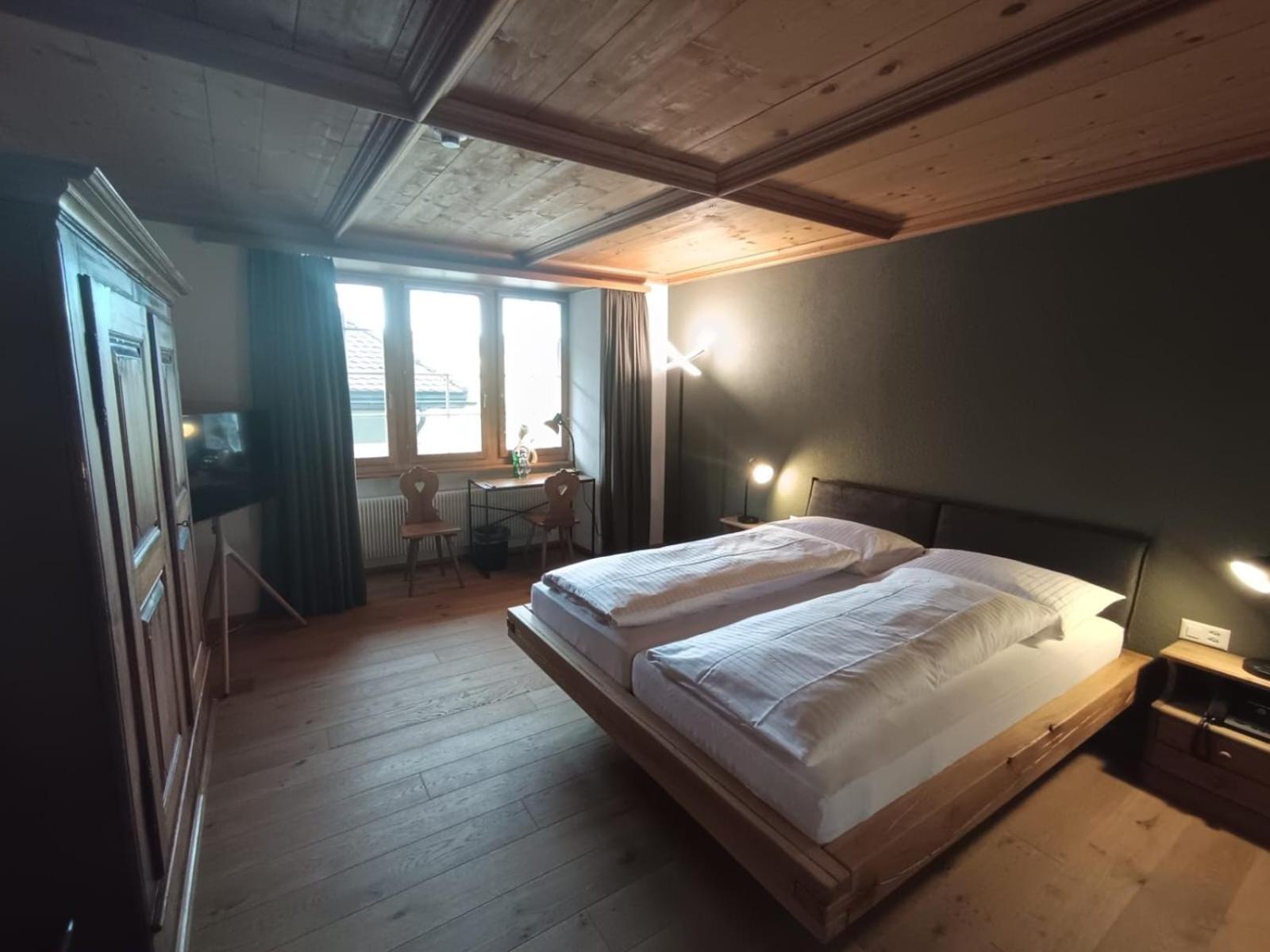 Hotel Restaurant Krone Aarberg المظهر الخارجي الصورة