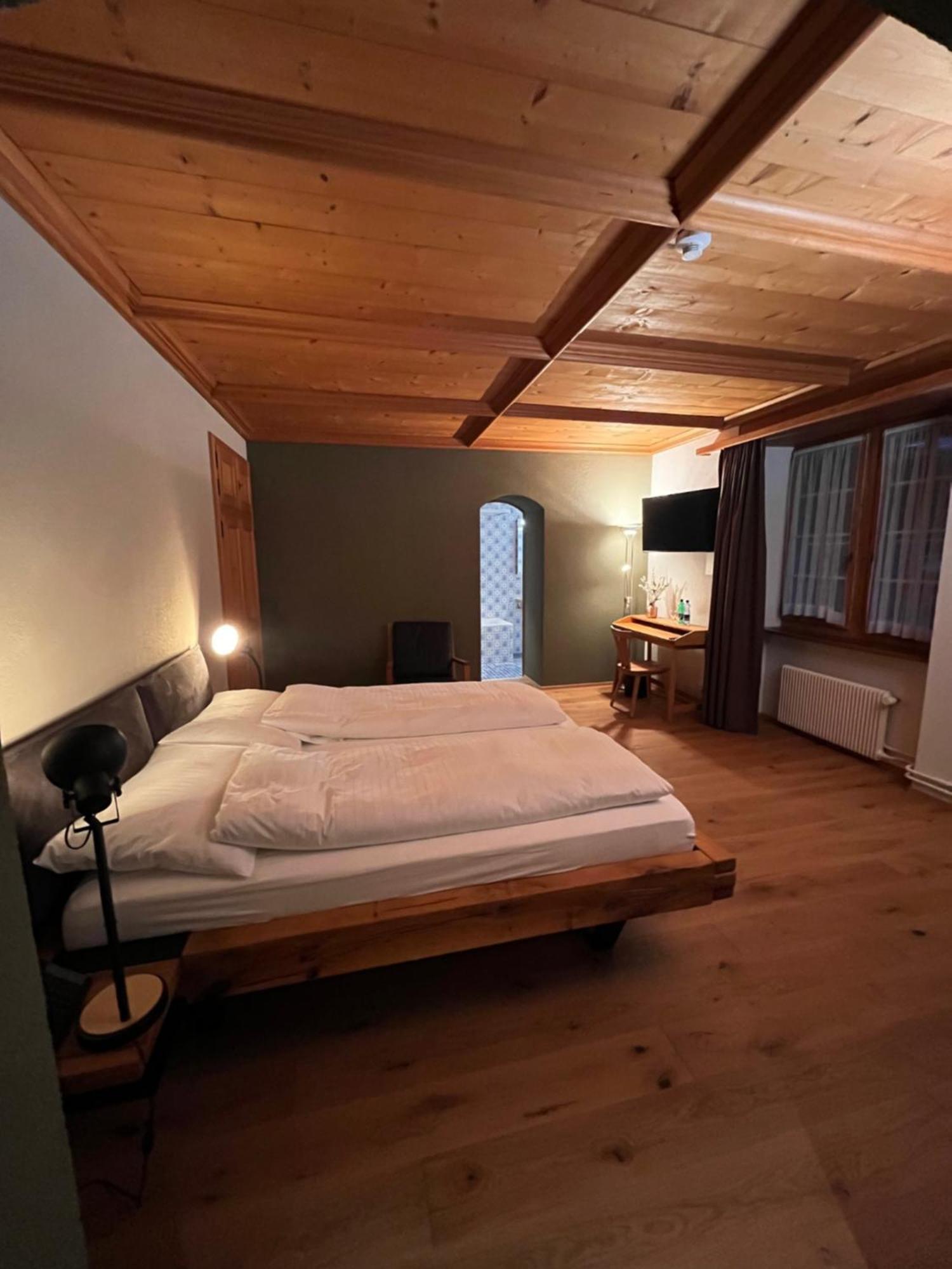 Hotel Restaurant Krone Aarberg المظهر الخارجي الصورة