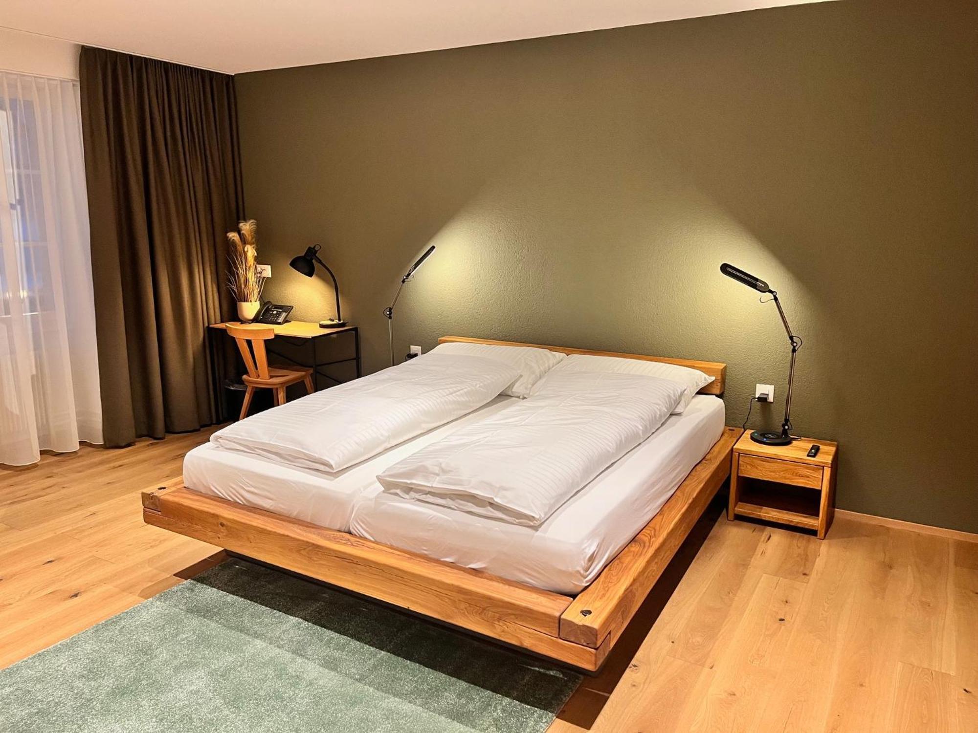 Hotel Restaurant Krone Aarberg المظهر الخارجي الصورة